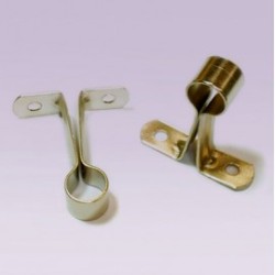 Soporte niquelado largo, en lamina central para tubo de 13 mm