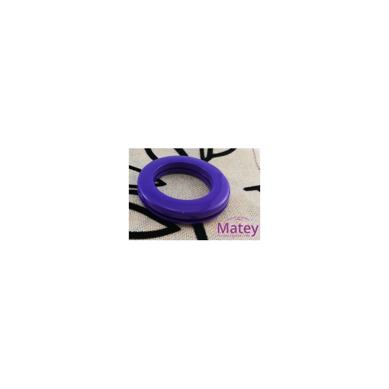 OJILLO PLASTICO GRANDE MORADO BRILLANTE, INTERIOR 45 MM EXTERIOR 73 MM MARCA DM.