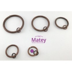 ARGOLLA DE 25 MM COLOR COBRE VIEJO.