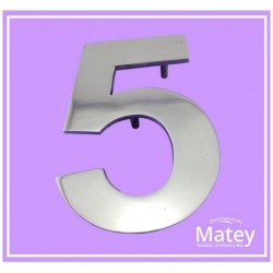 NUMERO CINCO EN ALUMINIO DE 20 CM.