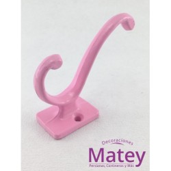 PERCHERO DOBLE BASE CUADRADA COLOR ROSA PASTEL.